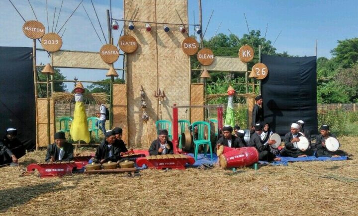 Hari Teater Dunia 2019 Resmi dibuka Bupati dan Wakil Bupati Kab. Situbondo