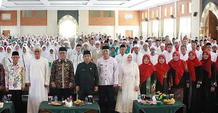 Wakil Bupati Tutup Pembinaan Manasik Haji Kabupaten Tasikmalaya