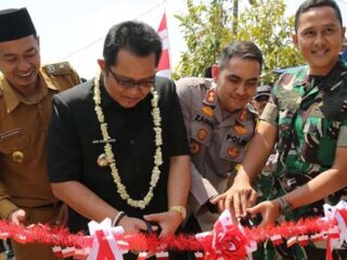 Bupati Ade Apresiasi Sinergitas TNI dan Warga dalam Program BSMSS