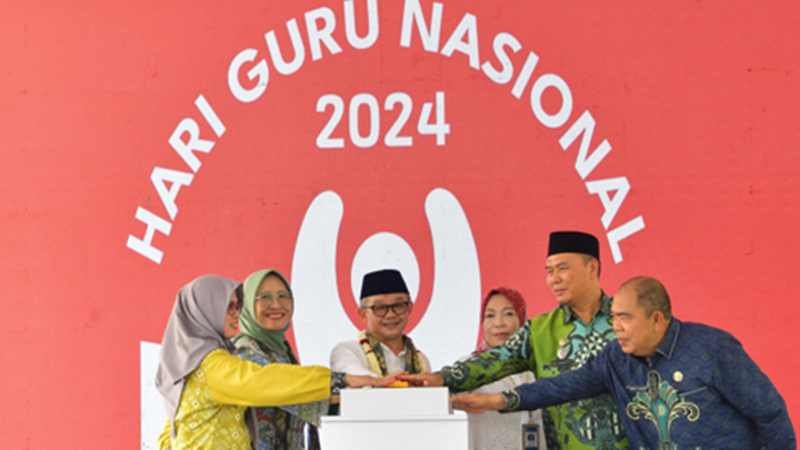 Mendikdasmen Meluncurkan Bulan Guru Nasional 2024