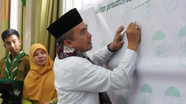 Sekda Zen Hadiri Peringatan Hari Lansia Internasional dan Launching Daycare Lansia Aisyiyah