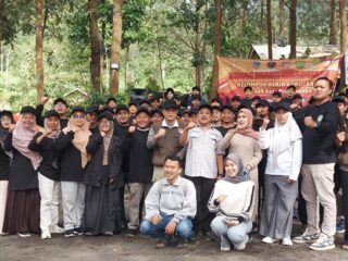 Kesbangpol Kota Tasikmalaya dan KKG PAI SD Gelar Kemah Bhakti Kebangsaan di Galunggung, Sabtu, 31 Januari – 1 Februari 2025.