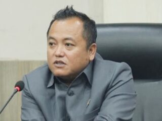 Ketua Komisi I DPRD Kabupaten Tasikmalaya, Andi Supriyadi, menyerukan percepatan pencairan gaji PPPK paruh waktu.