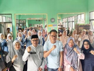 Guru-guru Cibeureum bersatu dalam misi meningkatkan kualitas pembelajaran. Diseminasi sebagai wujud nyata dedikasi untuk pendidikan lebih baik. Jum'at (28/11/2025).