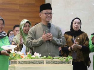 11 Bupati Tasikmalaya Gandeng KWT, Optimalkan Pekarangan untuk Ketahanan Pangan Daerah. Kamis (30/04/2026).