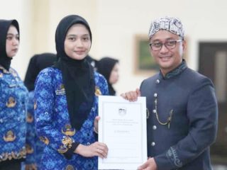 15 Bupati Cecep Lantik 36 PNS, Tekankan Integritas dan Semangat Pengabdian, Senin (04/05/2026).