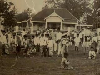 Potret pelajar Jawa Barat di masa kolonial Belanda. Foto: Arsip/Istimewa